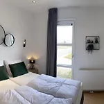 Semesterbostad Cube Maximum Ma76 Comfortable Olburgen